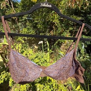 Vintage Victoria’s Secret Intimissimi Brown Lace Unlined Bra